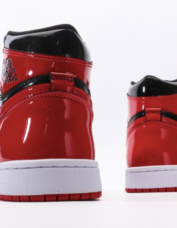 Air Jordan 1 Retro High OG Patent Bred