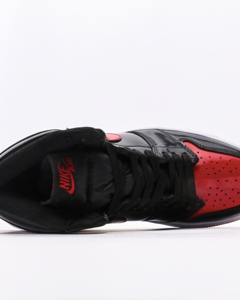 Air Jordan 1 Retro High OG Patent Bred