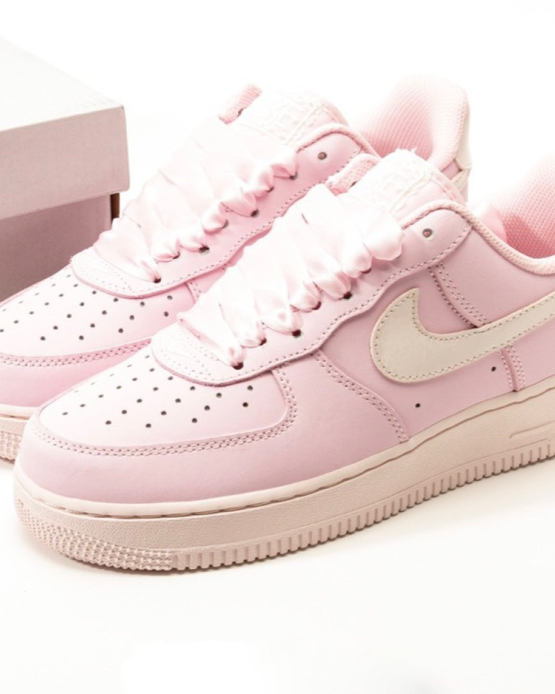 Nike Air Force 1 Low “Pink White”