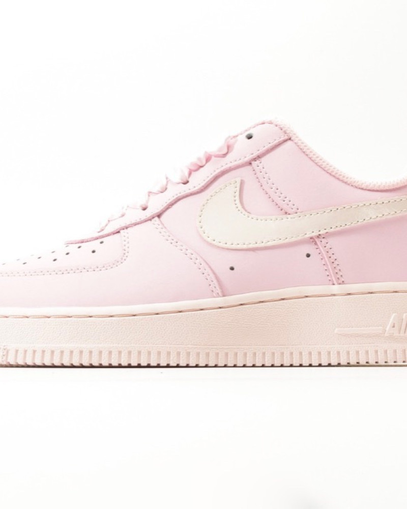 Nike Air Force 1 Low “Pink White”