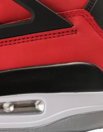 Air Jordan 4 Retro “Toro Bravo”
