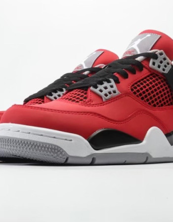 Air Jordan 4 Retro “Toro Bravo”