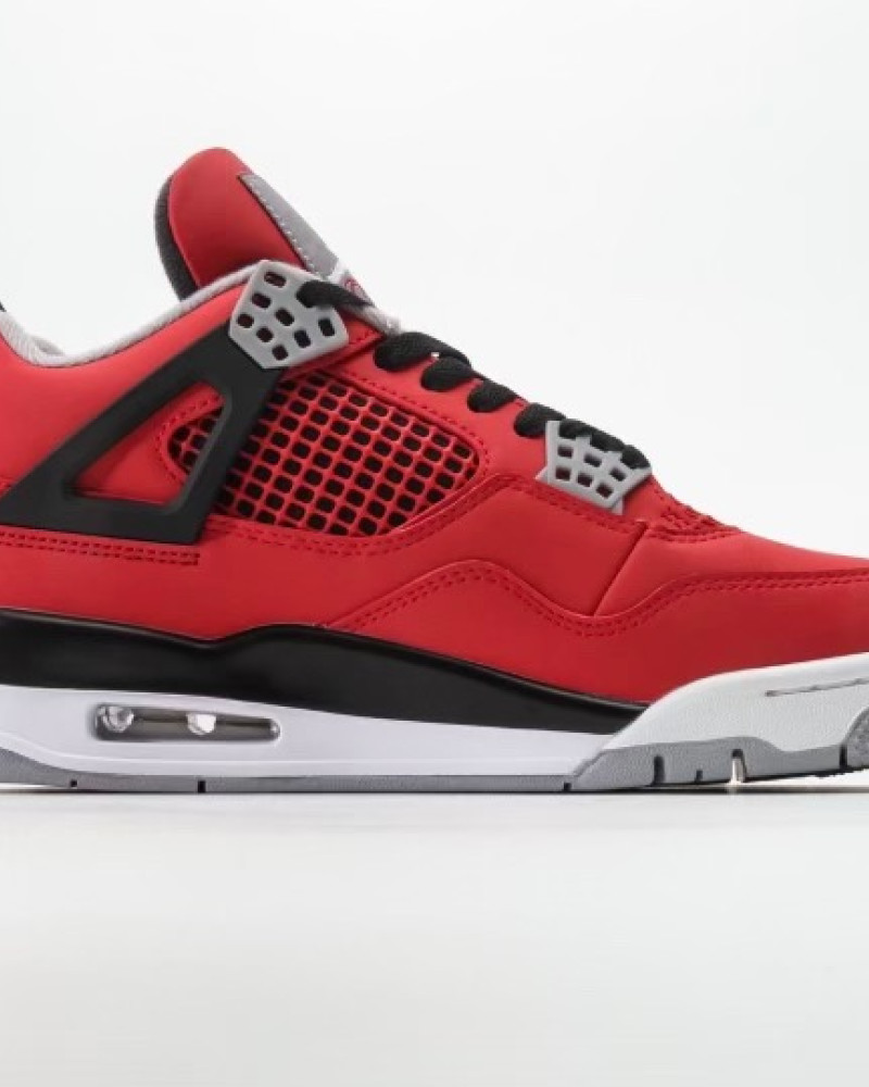 Air Jordan 4 Retro “Toro Bravo”