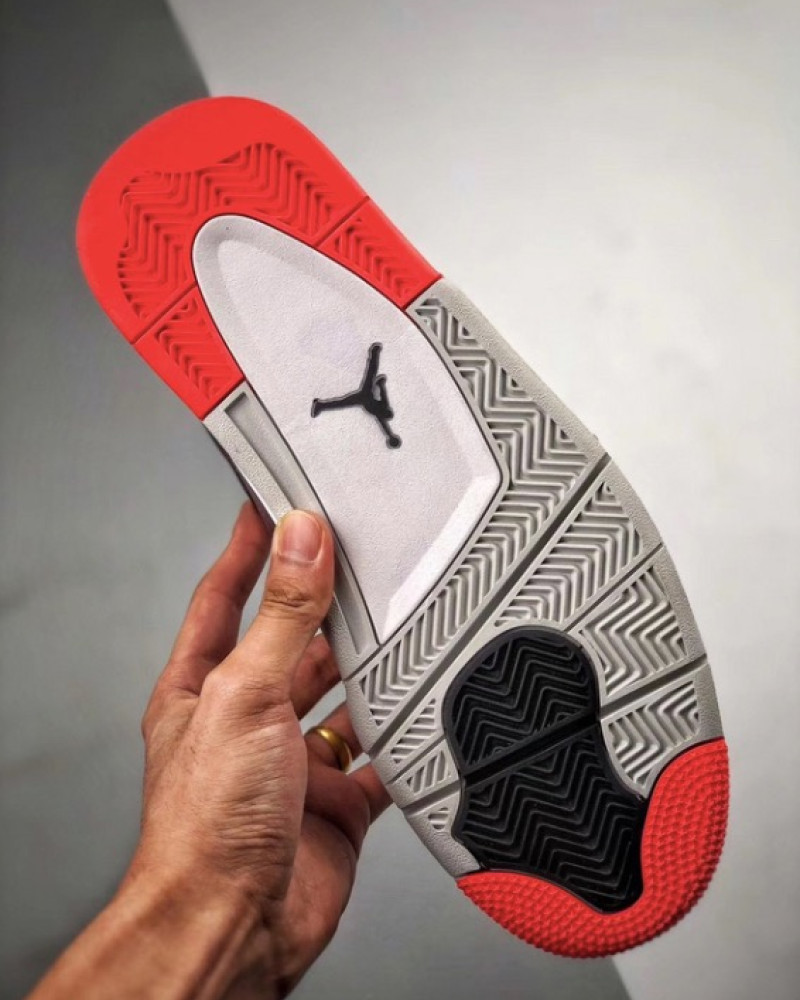 Air Jordan 4 Retro “Flight Nostalgia” – White/Black/Bright Crimson