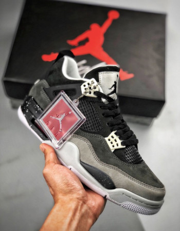 Air Jordan 4 Retro “Fear” 