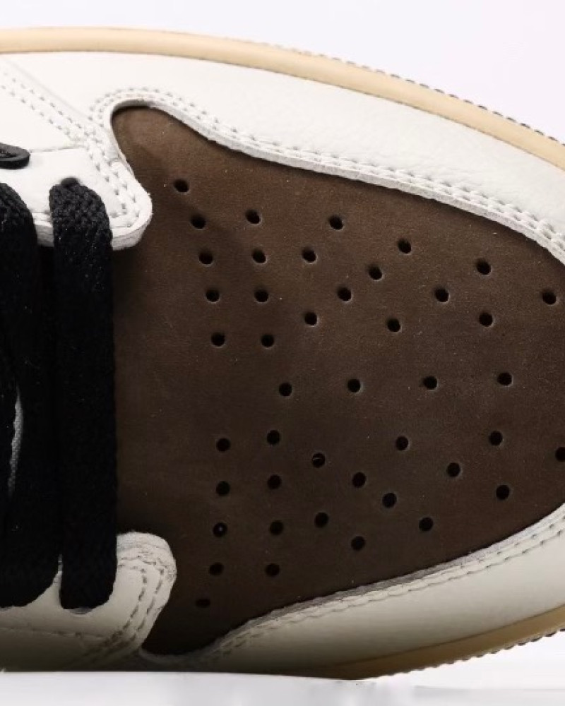 Air Jordan 1 Retro High OG “Travis Scott Mocha”