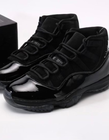 Air Jordan 11 “Cap and Gown”