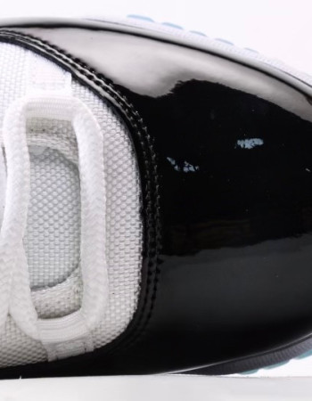 Air Jordan 11 “Concord”