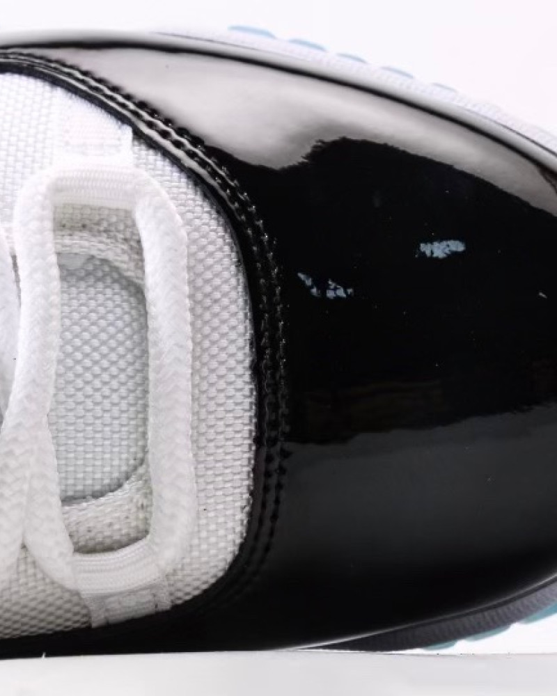 Air Jordan 11 “Concord”