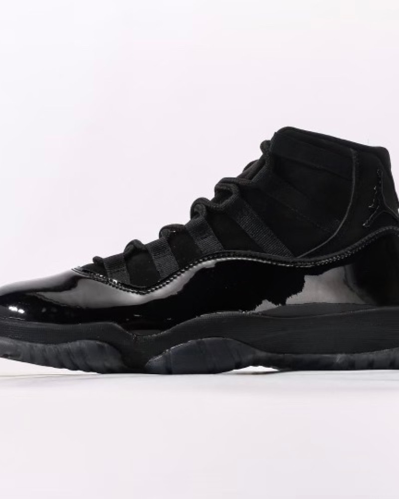 Air Jordan 11 “Cap and Gown”
