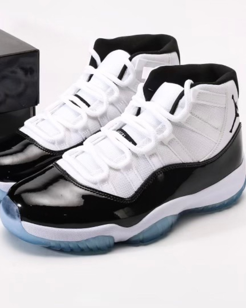 Air Jordan 11 “Concord”