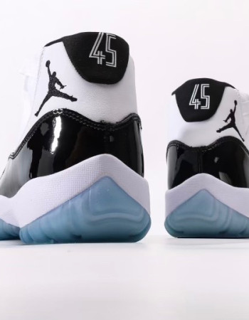 Air Jordan 11 “Concord”