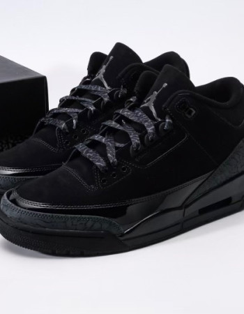 Air Jordan 3 Retro “Black Cat”