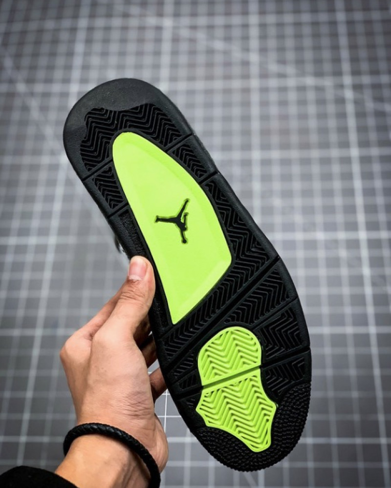 Air Jordan 4 Retro SE “Neon 95”