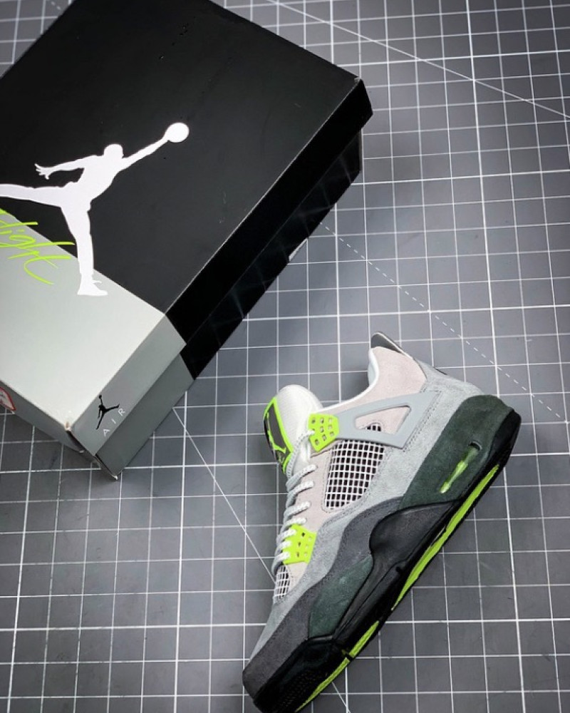 Air Jordan 4 Retro SE “Neon 95”