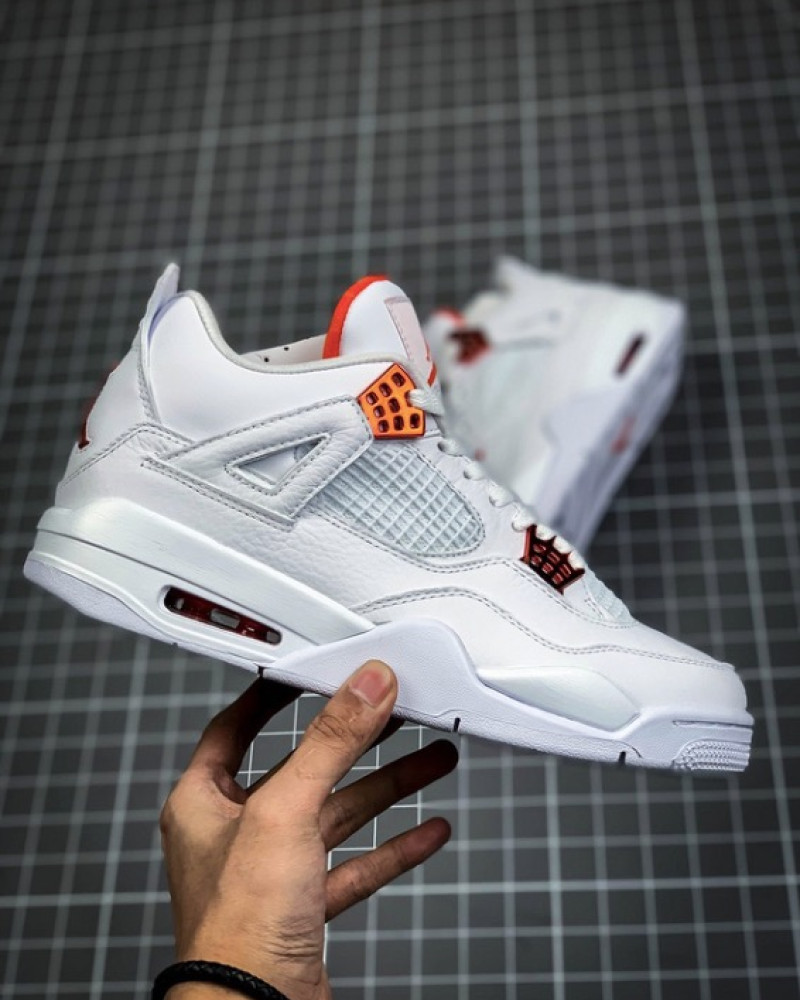 Air Jordan 4 Retro “Metallic Orange”
