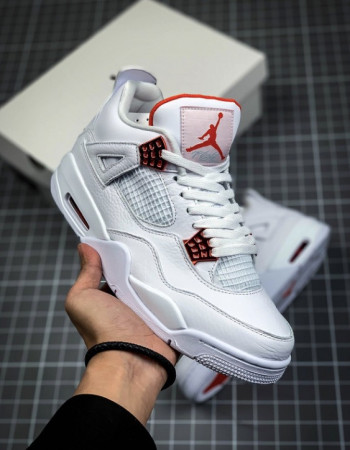 Air Jordan 4 Retro “Metallic Orange”