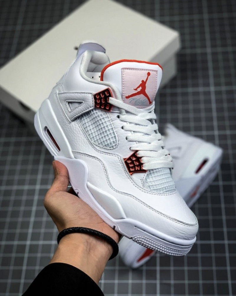 Air Jordan 4 Retro “Metallic Orange”
