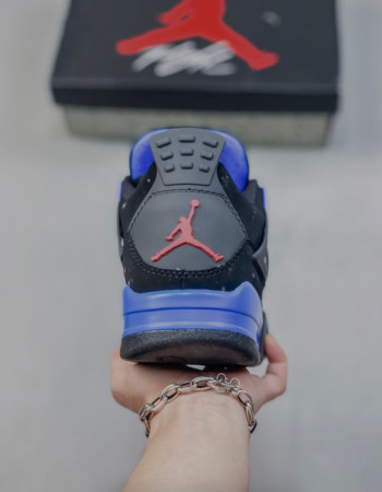 Air Jordan 4 Retro “Motorsports Alternate.”
