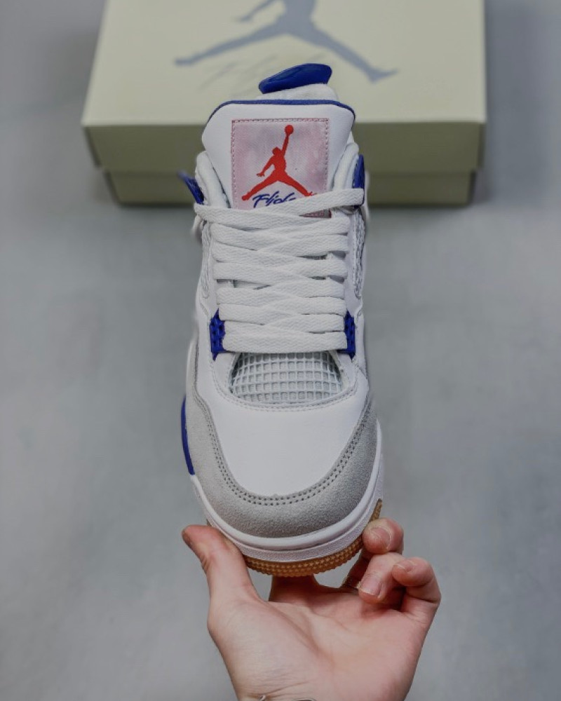 Nike SB x Air Jordan 4 “Navy”