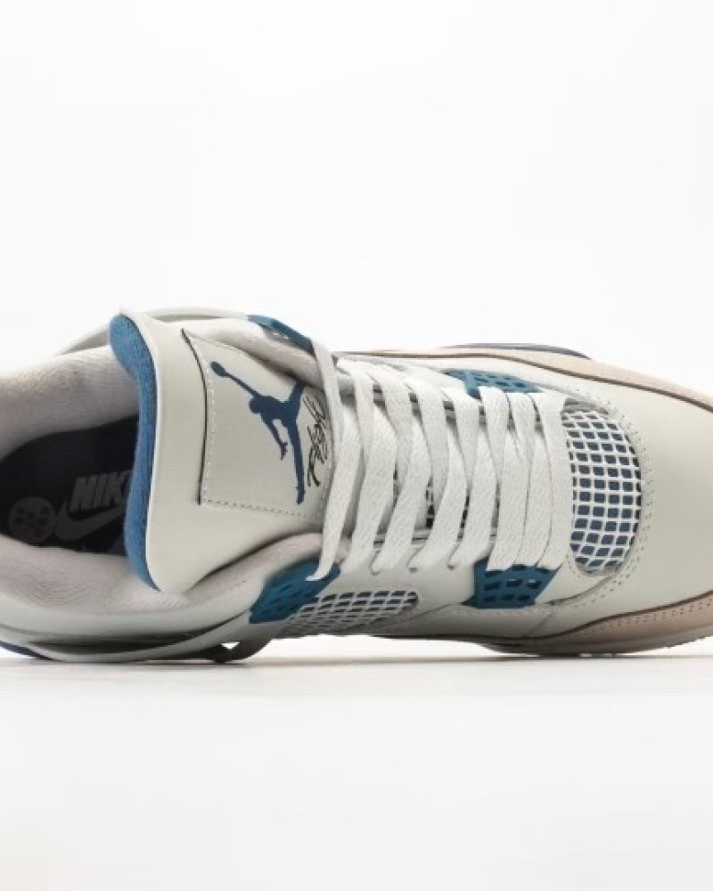 Air Jordan 4 Retro “Military Blue”