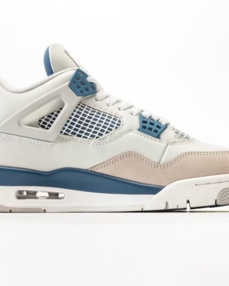Air Jordan 4 Retro “Military Blue”