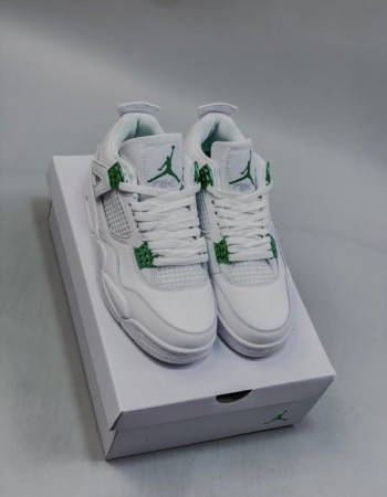 Air Jordan 4 Retro “Metallic Green”