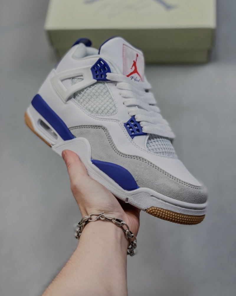 Nike SB x Air Jordan 4 “Navy”