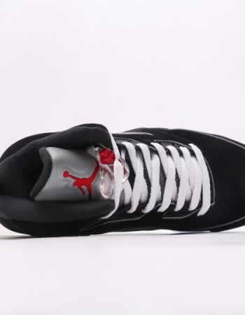 Air Jordan 5 “Metallic Black” 
