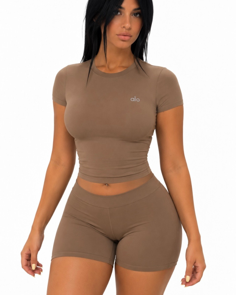 Alo Yoga Finesse Short Sleeve Set- Sun Kissed Brown