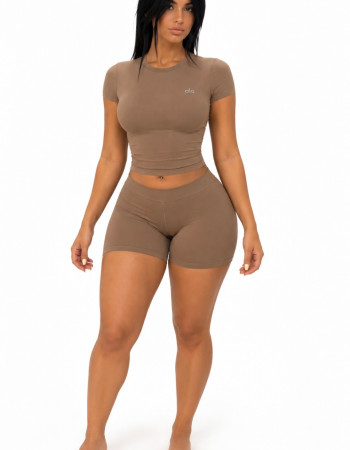 Alo Yoga Finesse Short Sleeve Set- Sun Kissed Brown