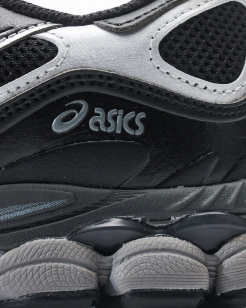 ASICS GEL-NYC “Black / Graphite Grey”