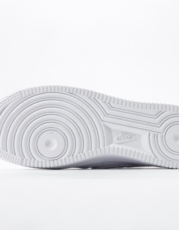 Nike Air Force 1 ’07 Low “Triple White”