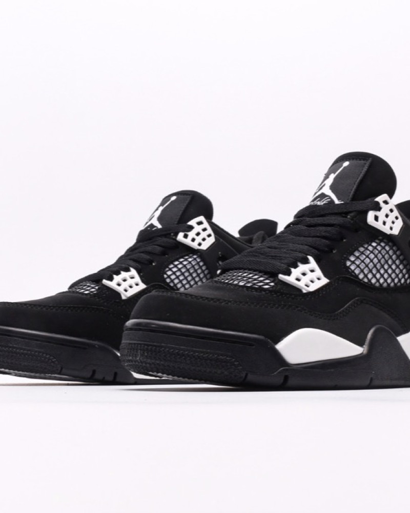 Air Jordan 4s "White Thunder"