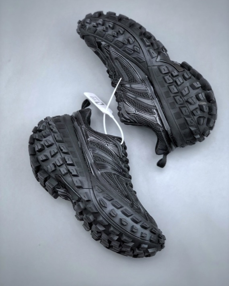 Balenciaga Defender Bouncer Sneaker