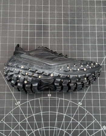 Balenciaga Defender Bouncer Sneaker