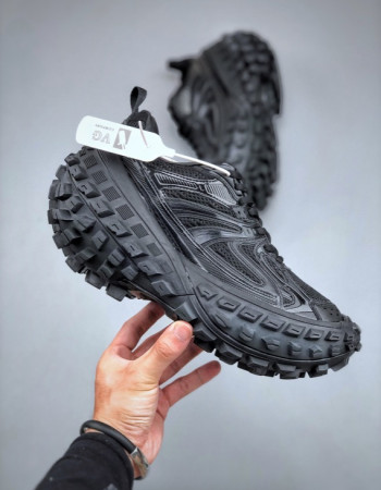 Balenciaga Defender Bouncer Sneaker
