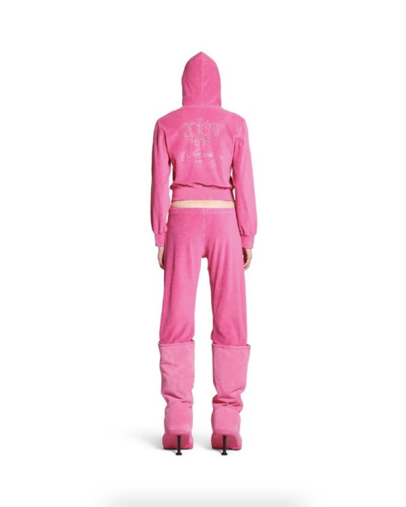 Balenciaga’s Pre-Fall 2024 collection Pink Hoodie and Sweatpants 