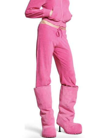 Balenciaga’s Pre-Fall 2024 collection Pink Hoodie and Sweatpants 