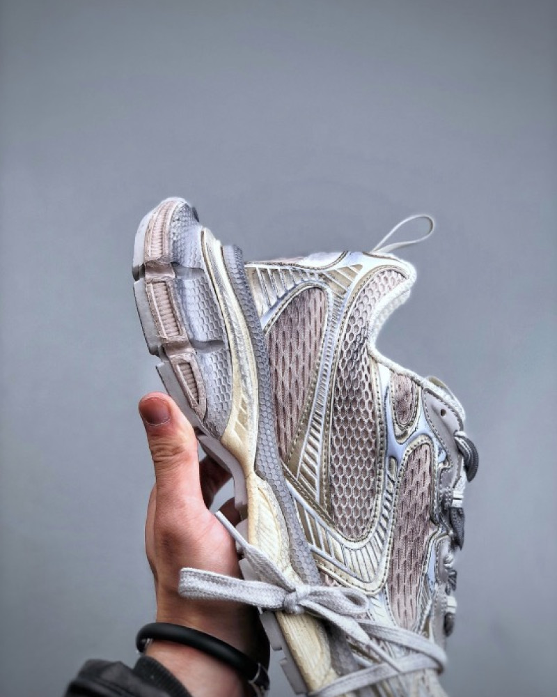 Balenciaga Distressed Runner Sneaker 