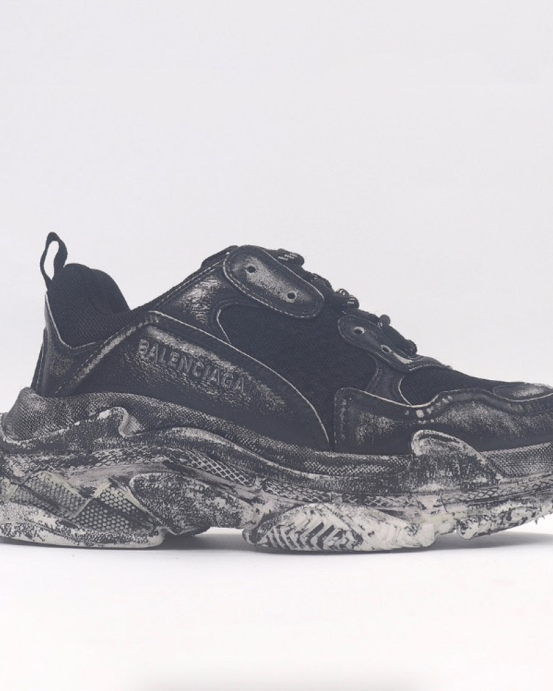 Balenciaga Triple S
