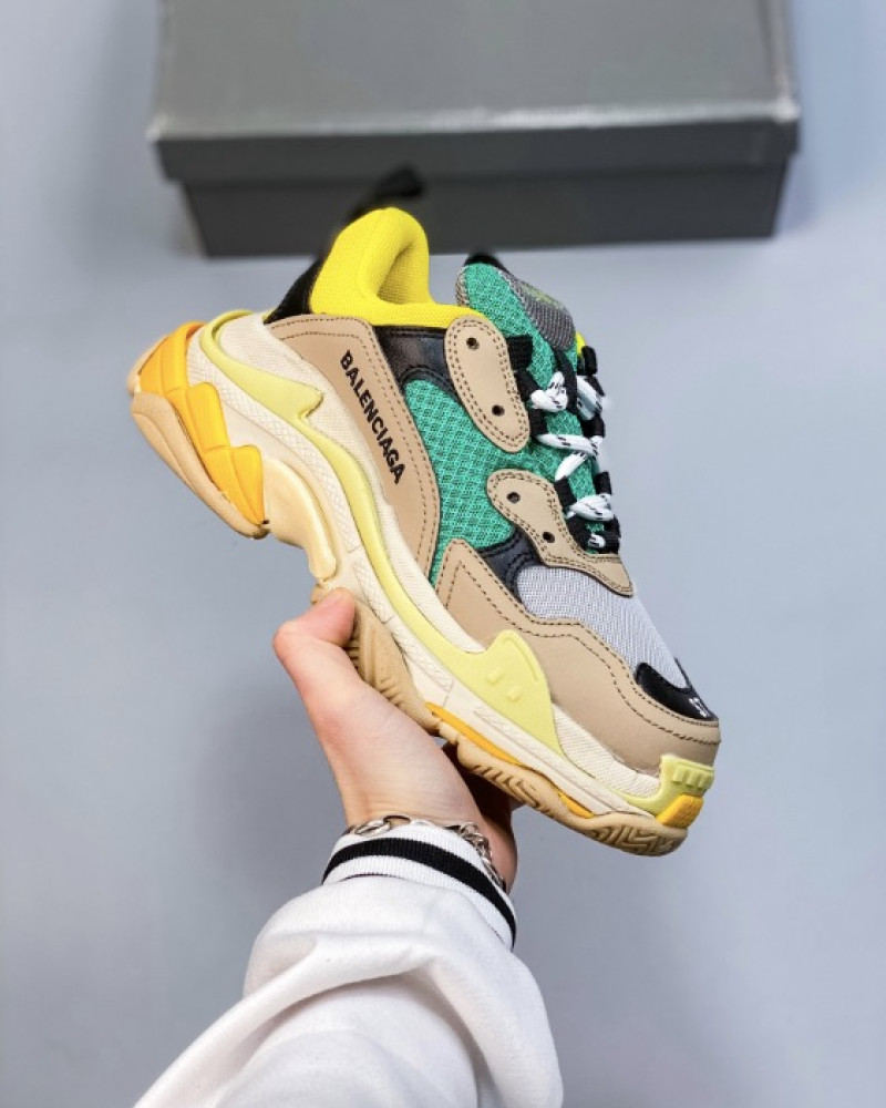 Balenciaga Triple S
