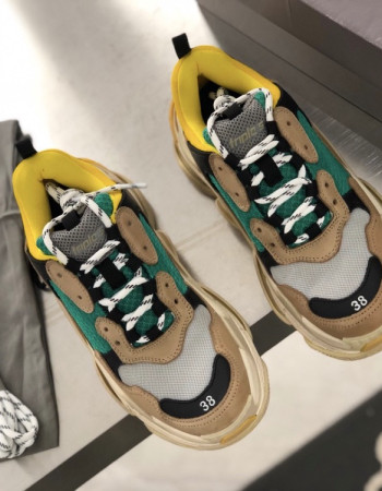 Balenciaga Triple S