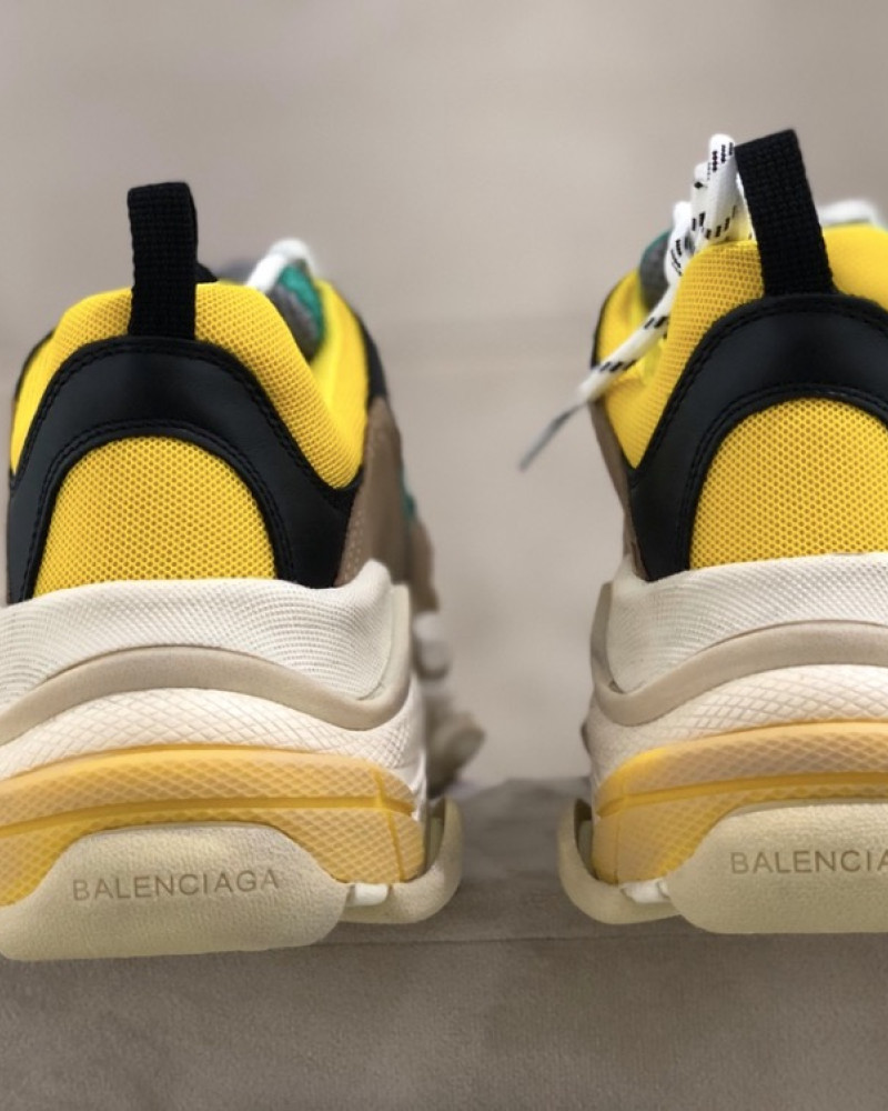 Balenciaga Triple S