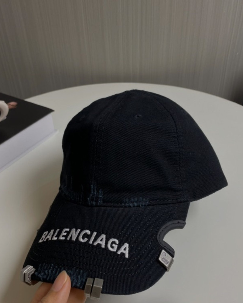 Balenciaga DIY Metal Outline Distressed Cap – Black