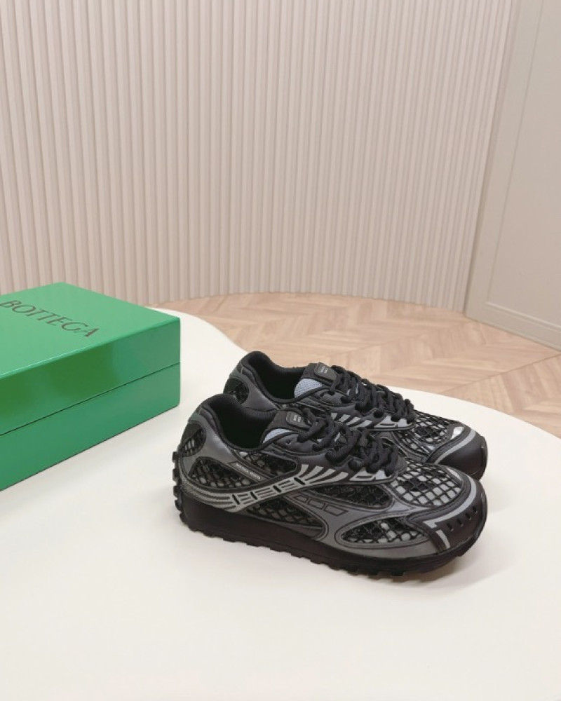 Bottega Veneta Orbit Sneakers 