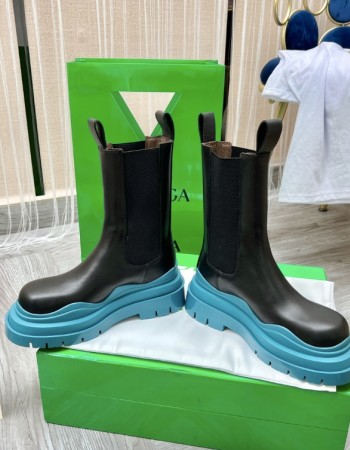 Bottega Veneta Chelsea Boots 