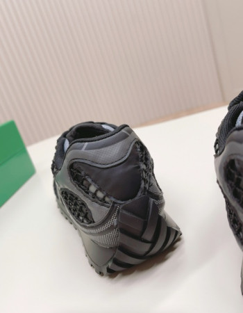 Bottega Veneta Orbit Sneakers 