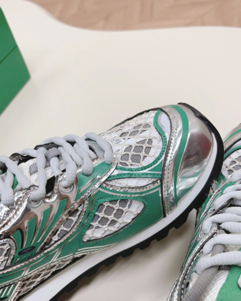 Bottega Veneta Orbit Sneakers 
