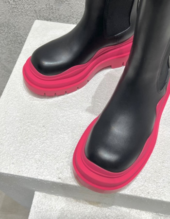 Bottega Veneta Chelsea Boots 